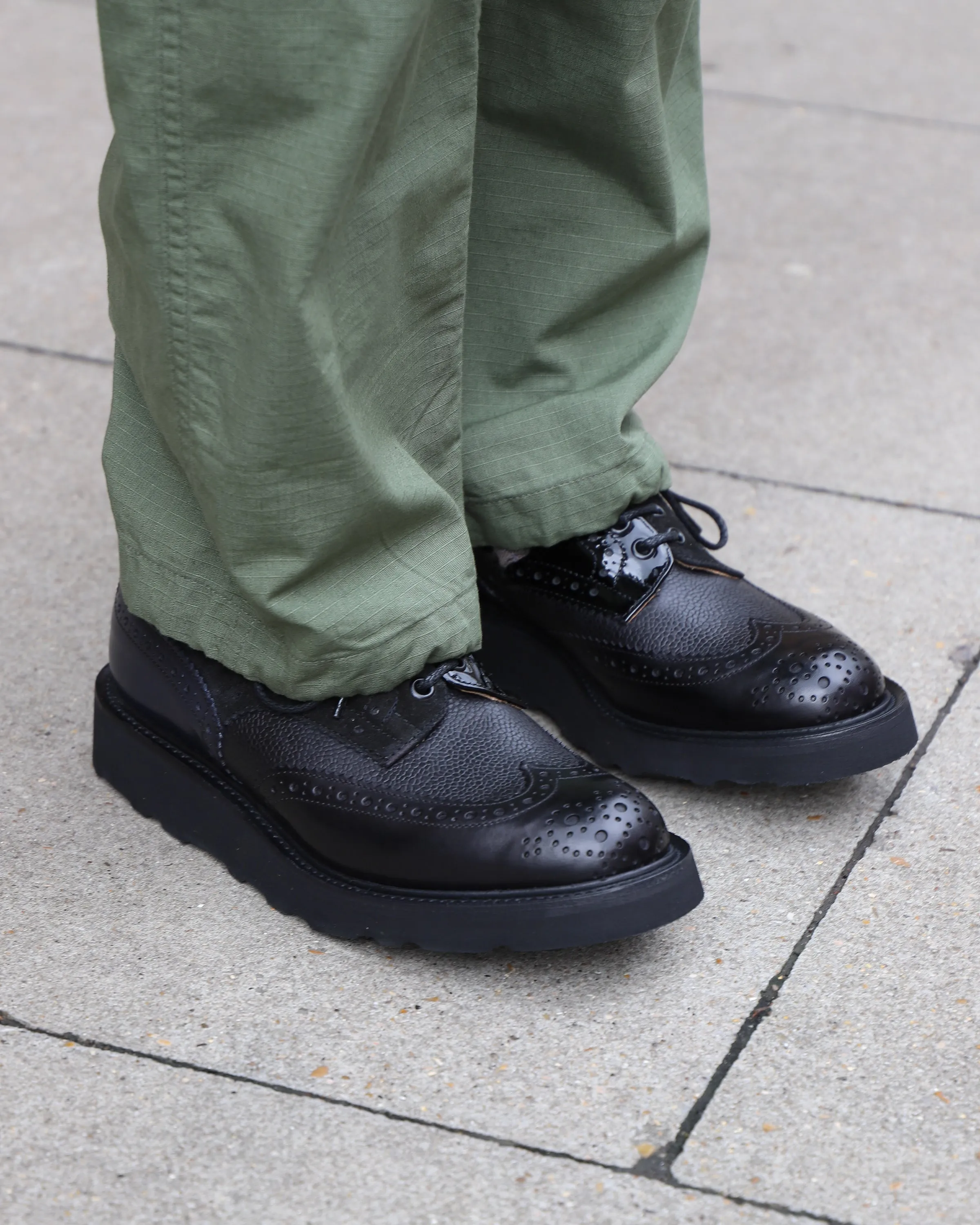 Multi-Tone Derby – Black Leather