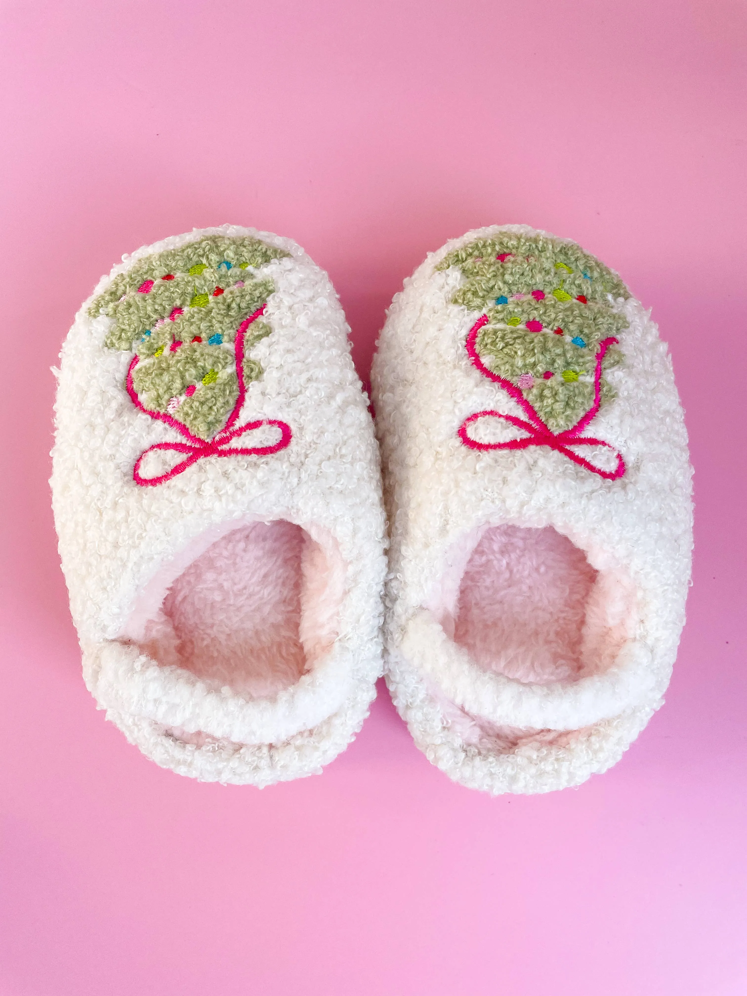 Rock Paper Scissors - Toddler/Kids Pink Bow Christmas Tree Slippers: Medium